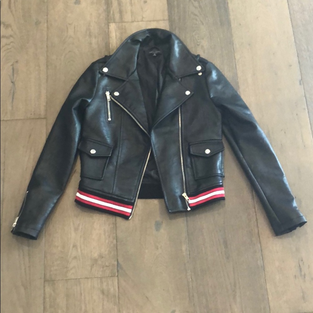 Amazing leather jacket. GREAT DEAL